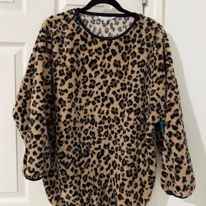 Leopard Print Fuzzy Pullover Sweater - Tan & Black